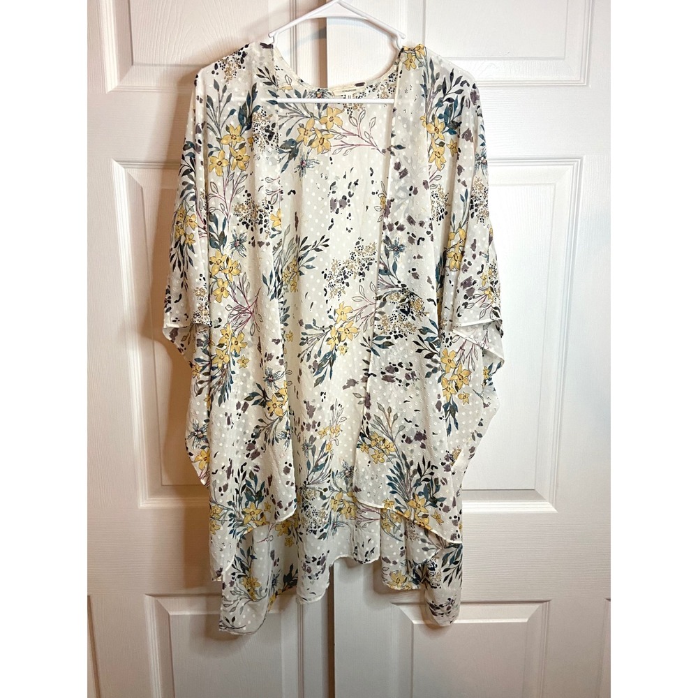 Maurices Floral Kimono Wrap Cream Swiss Dot Open Front Cardigan One Size